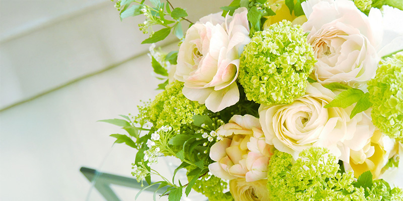 旬の花　おすすめの花　春の花　レコメンドフラワー　送別の花　黄色の花　フラワーギフト　バラ　チューリップ　卒業花束　送別花束
